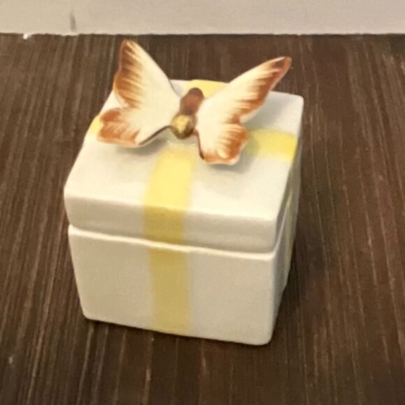Shafford Other - Vintage Shafford Japan Butterfly Trinket Present Box, China Collectible